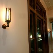 Camus Restaurant use Vintage Edison Globes in Northcote