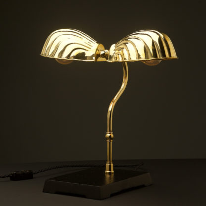 Vintage Brass foot light clam shell shade table lamp